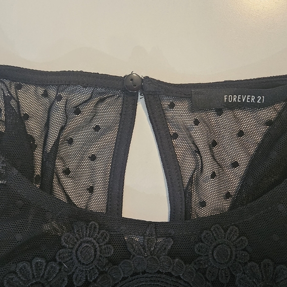 Sheer Boho Lace & Mesh Blouse Polka Dots & Embroidery Whimsigoth Size S Stretch - Picture 2 of 6